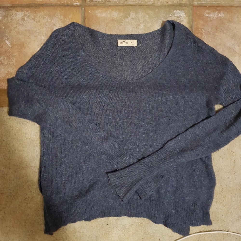 Hollister light sweater